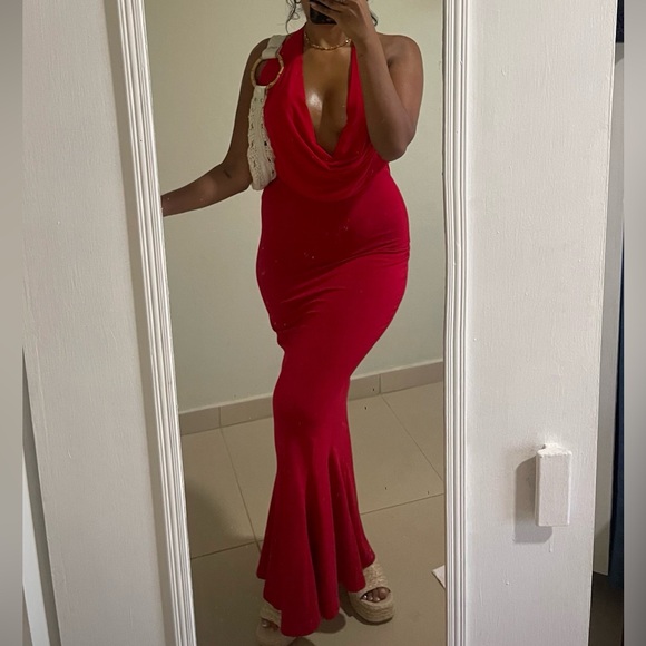 Red deep plunge cowl neck halter maxi dress - Picture 2 of 2